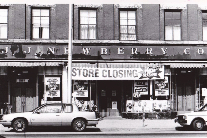 J. J. Newberry closing their store 1991