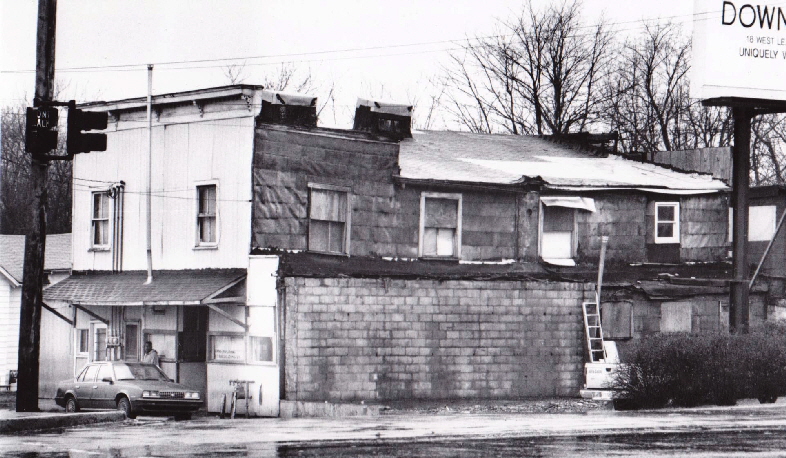 West Washington Pool Hall, Ann & Washington